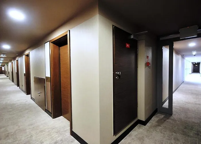 316 W Royal Tulip 200 M Do Plazy Dobruk Jacuzzi I Sauny W Obiekcie